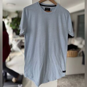Hollister Men's Sky Blue Short Sleeve Longline Tee